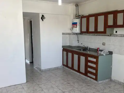 Juan Florio 3400, Piso 4