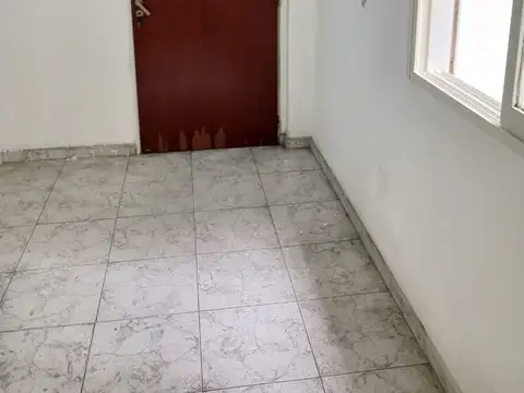 Departamento en Alquiler en San Justo, $ 500.000