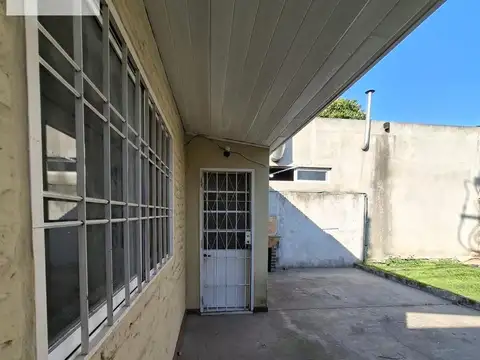 Depto Tipo Casa en Alquiler de 1 dormitorio