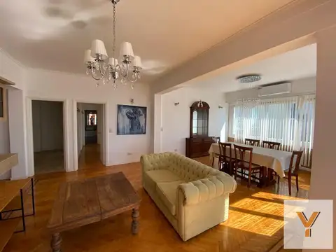 Departamento 4 ambientes con 2 baños
