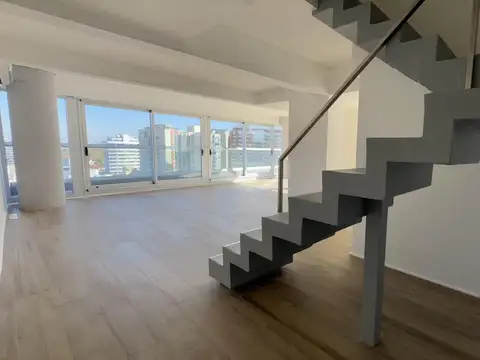 BAJO DE PRECIO! Duplex - 3 AMBIENTES-RECICLADO-AMENITIES-SEGURIDAD-Palmera Olivos-Cochera -