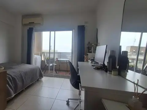 Caseros 2300, Piso 7°