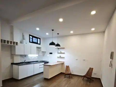 Depto Tipo Casa en Venta de 2 ambientes