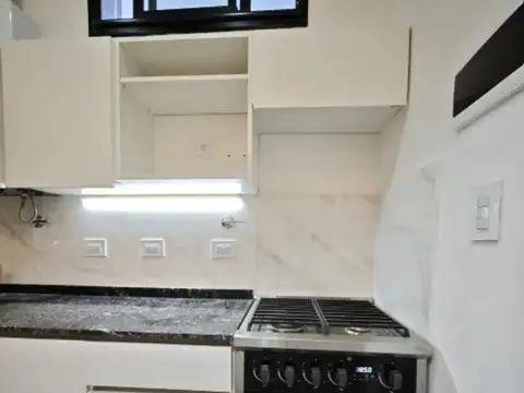 Depto Tipo Casa en Venta en Flores Norte, USD 145.000