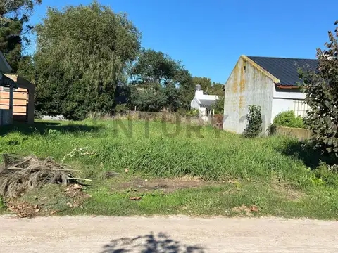 Terreno en Venta 30  mts Fondo