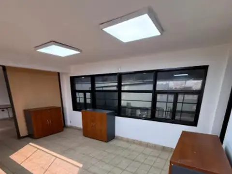 Galpón de 1100mts. en alquiler en Ciudad Evita