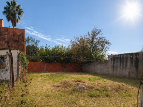 Terreno en Venta en Barrio Santa Ana II, USD 23.000