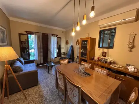 VENTA CASA EN BLOQUE 5 AMBIENTES VILLA SARMIENTO MORON