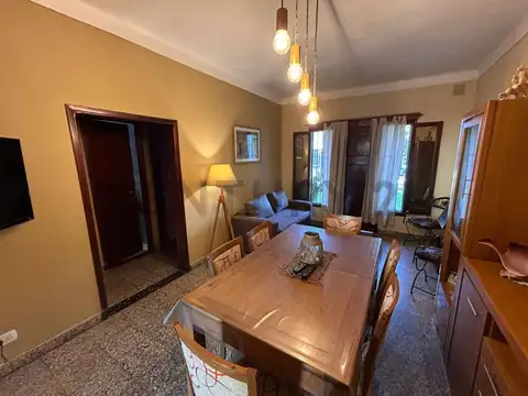 Casa en Venta en Villa Sarmiento, USD 180.000