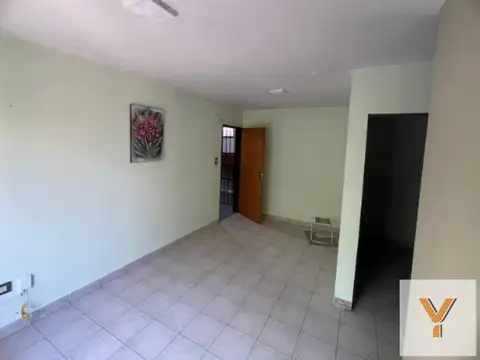 Departamento en venta - 3 Dormitorios 1 Baño - Tolosa