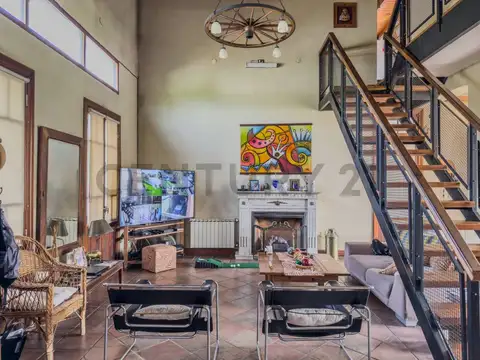 Casa 4 ambientes con 3 baños