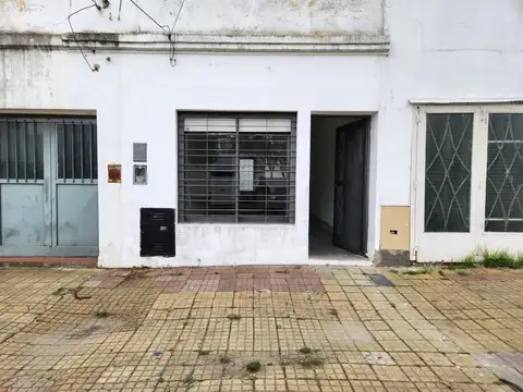 ¡Monoambiente 33 m2 en PB con patio!
