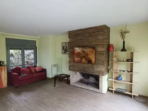 VENTA CASA B° MAIPU 3 DORMITORIOS APTO CREDITO