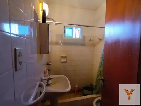 Casa en venta - 4 Dormitorios 2 Baños - 220mts2 - San Clemente del Tuyú
