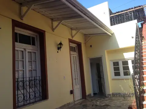 Casa  en Alquiler en Lomas de Zamora, G.B.A. Zona Sur, Argentina