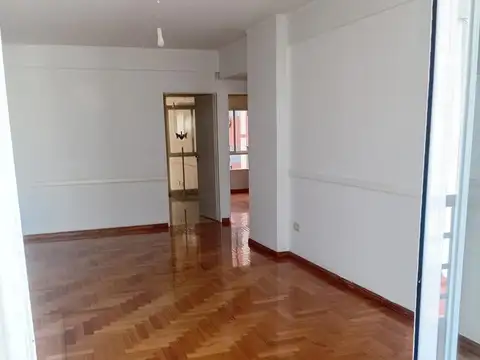 Av. Rivadavia 3900