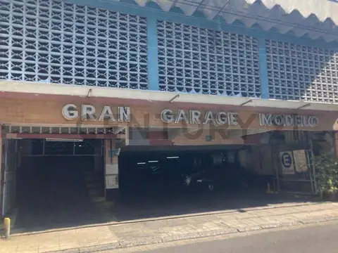 VENTA GARAGE EN MONSERRAT | LOTE APTO DESARROLLO | PERMUTA