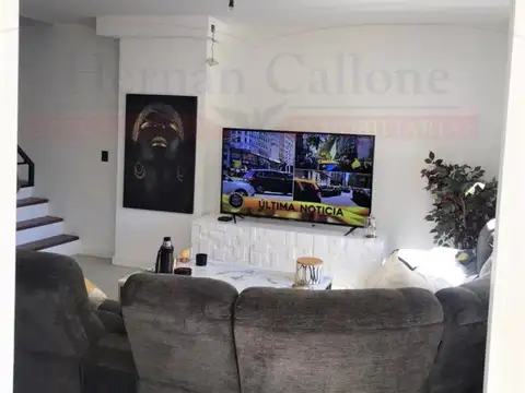 Departamento en Venta con 2 cocheras