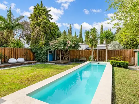 Casa en Venta con 1 cochera