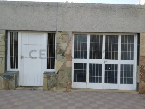 CASA EN VENTA GODOY CRUZ.