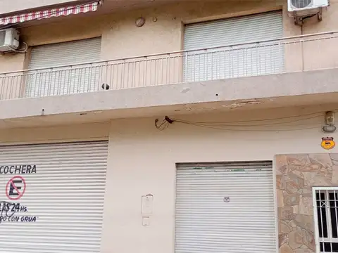 HERMOSA CASA EN PLANTA ALTA 2 DORMITORIOS CON BALCON OV. LAGOS 4707