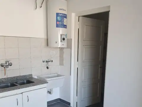Depto Tipo Casa en Alquiler de 3 ambientes