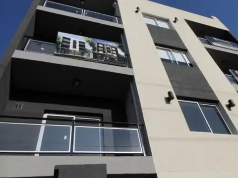 DEPARTAMENTO EN VENTA DE 2 AMBIENTES PLANTA BAJA