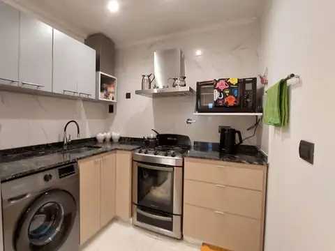 VENTA PH TIPO CASA 4 AMBIENTES, FLORESTA