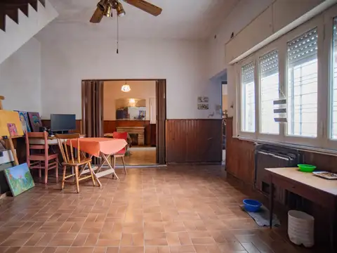 VENTA PH 3 AMBIENTES EN WILDE CON PATIO Y COCHERA