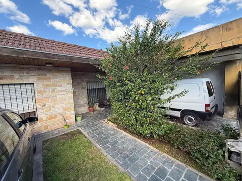 Casa en Villa De Mayo