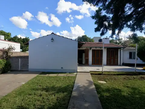 Casa en Venta en Don Torcuato, USD 140.000