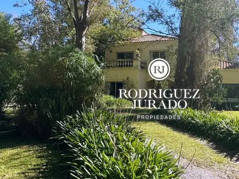 Casa En  Barrio La Campiña