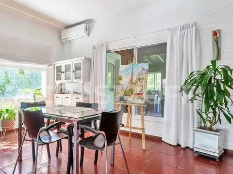 Casa en venta sobre lote central en La Delfina