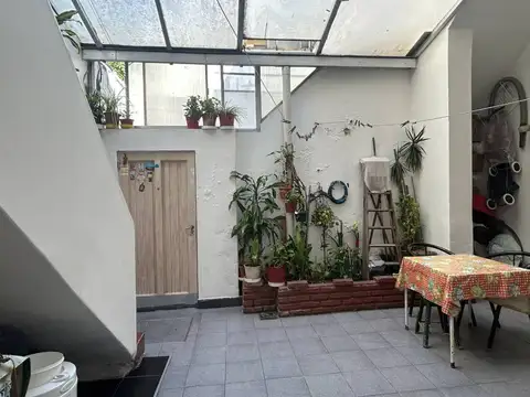 Depto Tipo Casa en Venta 41 años