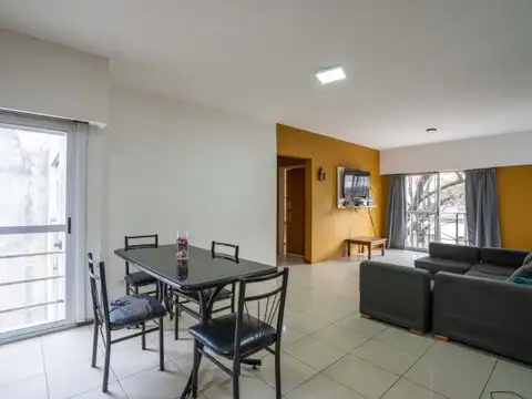 Depto Tipo Casa 5 ambientes con 2 baños