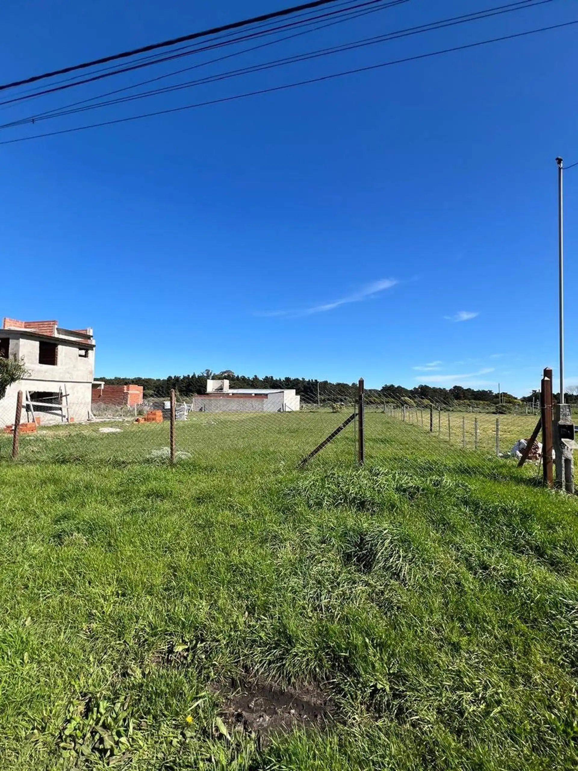 VENTA LOTE ACANTILADOS 15 X 40 Calle 513 y 14