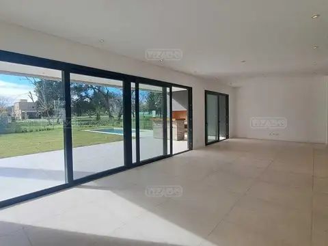 Casa en Venta en Manuel Alberti, USD 612.000