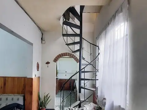 VENTA EN BLOCK EN AV. LAMADRID AL 1600 - 211 M2 DE SUPERFICIE