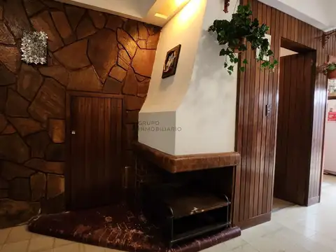 Depto Tipo Casa en Venta con 1 cocheras
