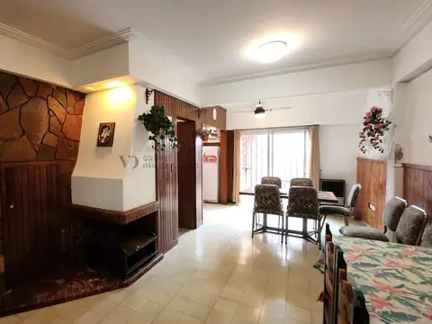 Depto Tipo Casa 3 ambientes con 2 baños