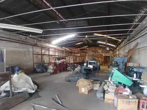 Galpon en Venta en Lomas Del Mirador, USD 800.000