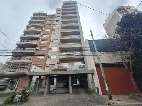 VENTA COCHERA SAN MARTIN CENTRO