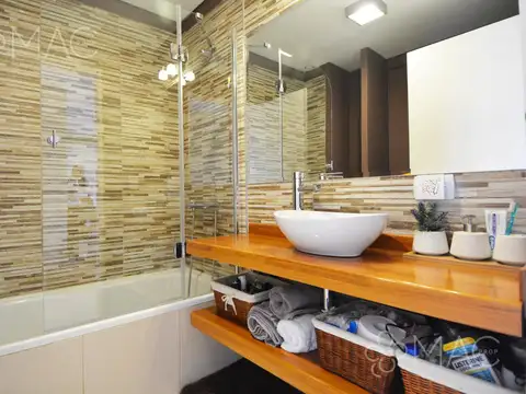 Departamento en Alquiler con 1 cocheras