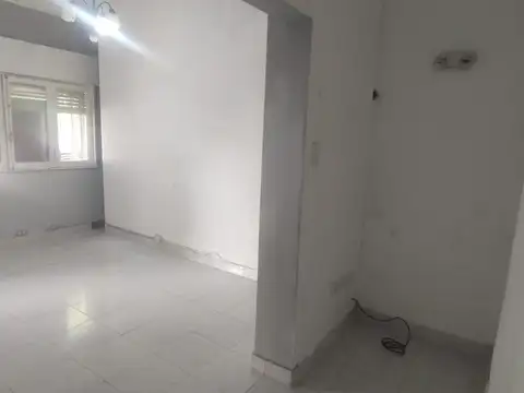 Depto Tipo Casa 2 ambientes con 1 baño