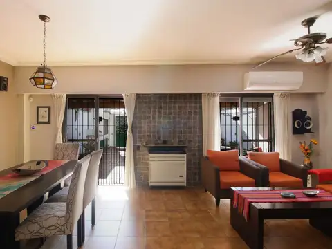 Casa en Venta en Caseros, USD 189.900