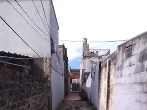Famatina 173 , Piso 0