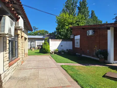 Quinta en V.Zapiola