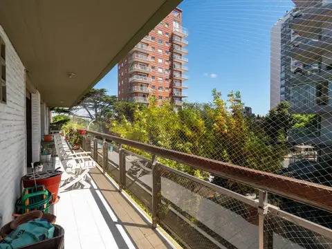 Departamento en Venta en La Lucila, USD 420.000