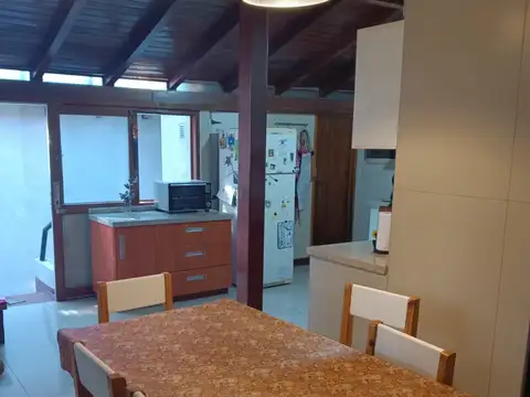 General José De San Martín 1700, Piso 1