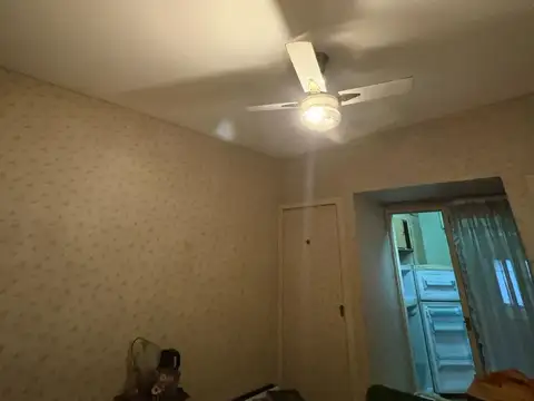 Casa de 3 amb en Lote propio de 8,66 x 20m para modernizar.